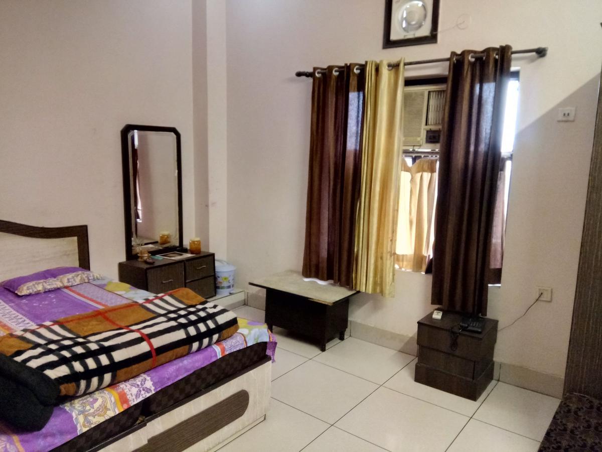 Jhilmil Dhaba Hotell Sonipat Exteriör bild