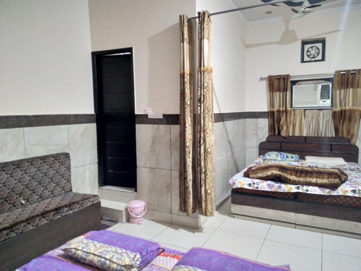 Jhilmil Dhaba Hotell Sonipat Exteriör bild