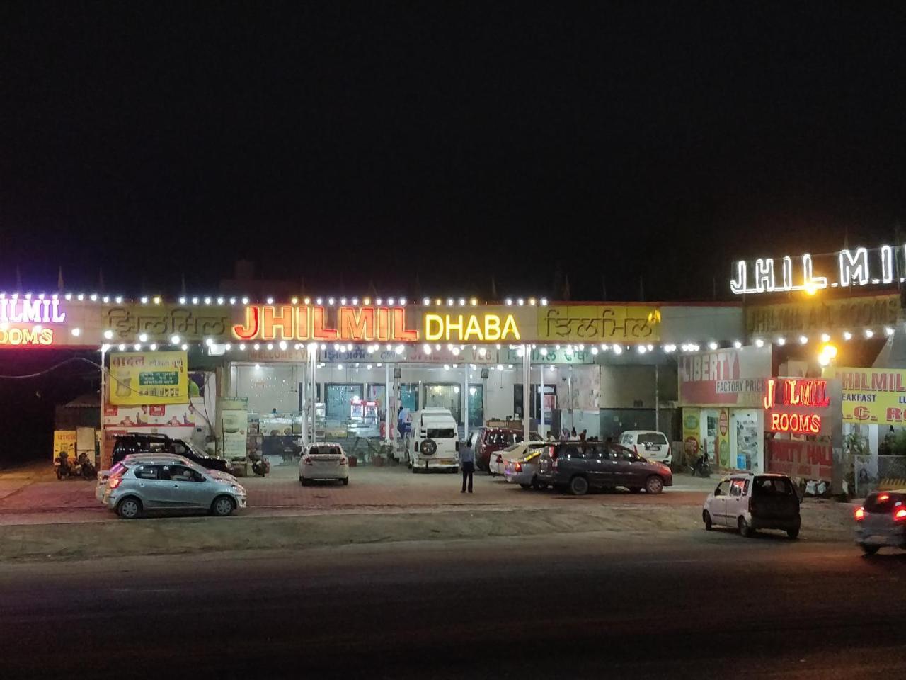 Jhilmil Dhaba Hotell Sonipat Exteriör bild